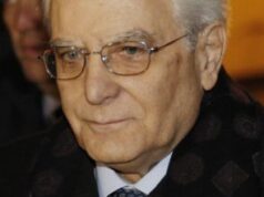 Domani Berlusconi sarà al Colle per l’insediamento di Mattarella