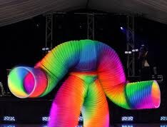 Human Slinky, un costume da 1milione di dollari