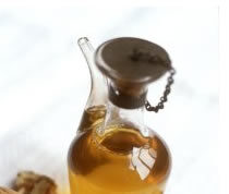 Olio d’oliva e noci, le armi giuste contro infarto, ictus e diabete