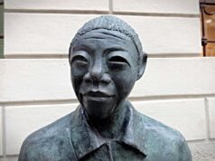 Milano inaugura la statua di Mandela