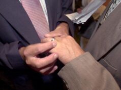 Il Pd accontenta l’ala cattolica: via riferimenti ai matrimoni