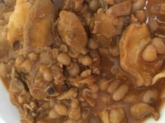 Pollo ai frutti di mare e fagioli rossi