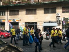 Protesta dei lavoratori Gepin Contact a Napoli