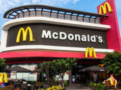 Lungomare di Napoli, chiude Rossopomodoro per far posto ad un McDonald’s mc_donalds